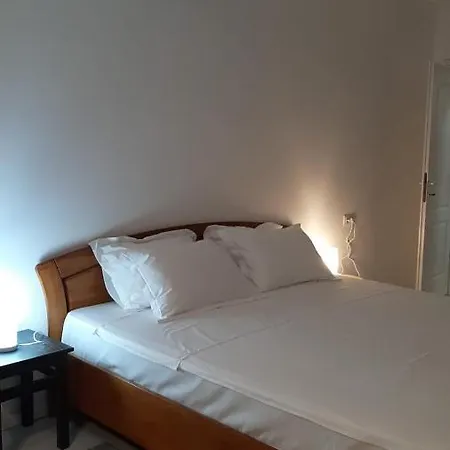 Apartament Filip * Navodari